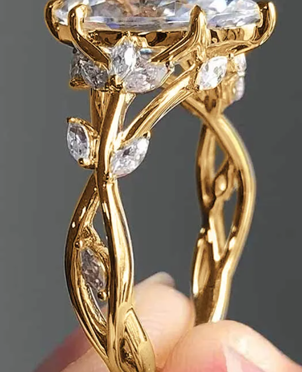 Elegant Novelty Leaf Copper Zircon Ring